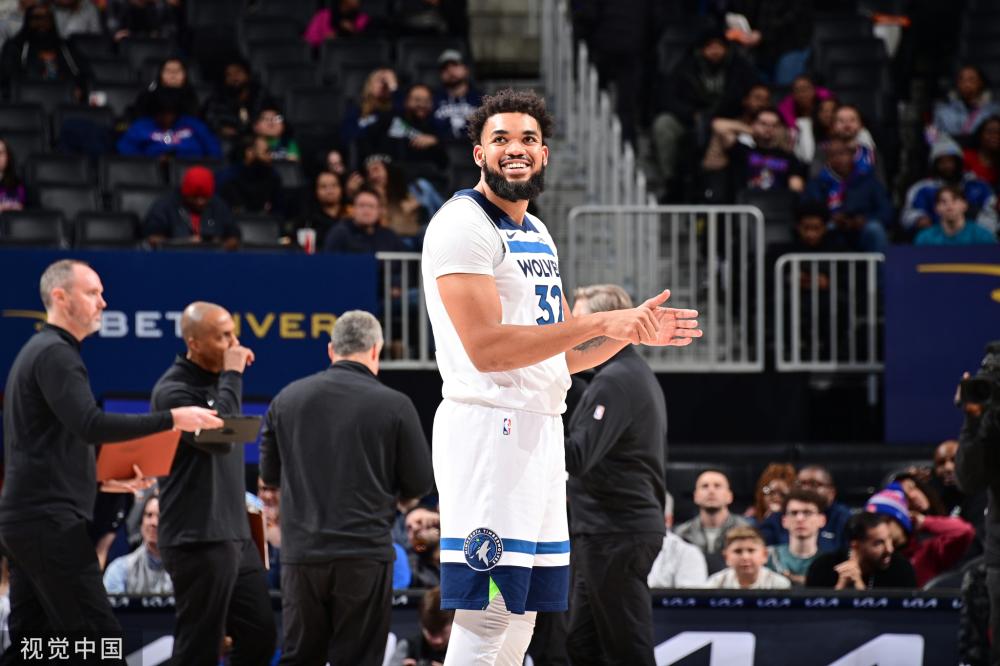 分散球员和 分散球员和